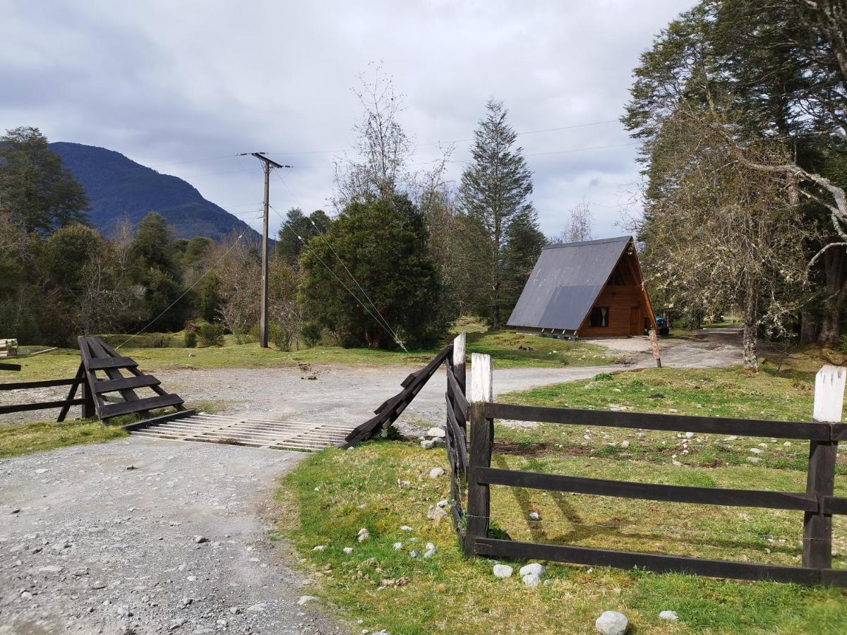 Cabanas Ecoturismo La Pancha 푸에르토 아이센 외부 사진