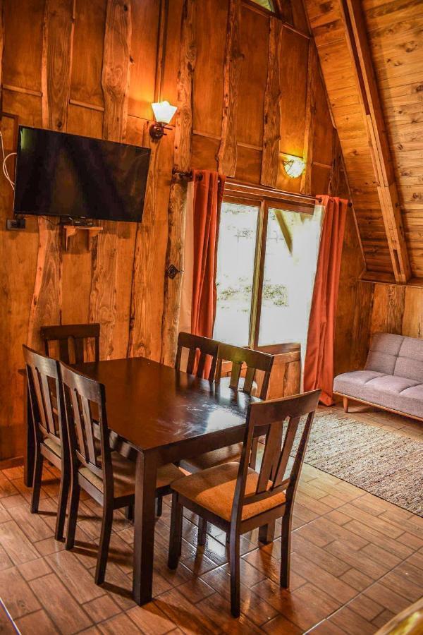Cabanas Ecoturismo La Pancha 푸에르토 아이센 외부 사진